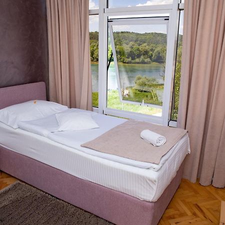 Motel New Sanatron 보산스키 노비 외부 사진