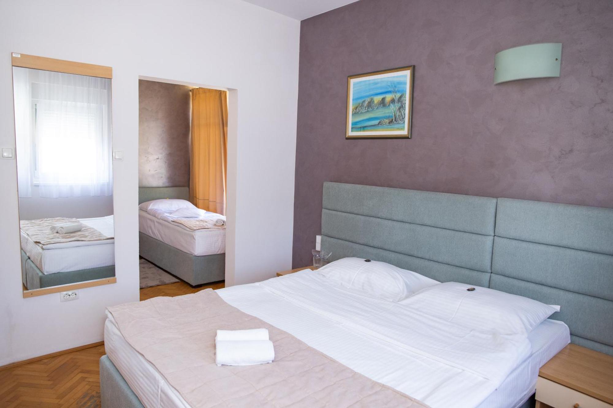 Motel New Sanatron 보산스키 노비 외부 사진