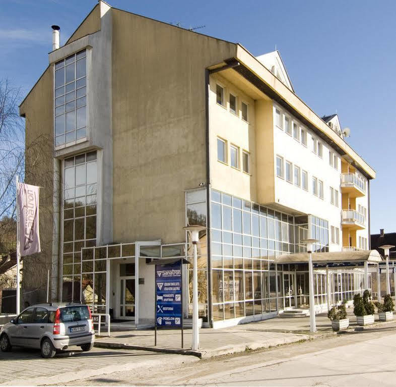 Motel New Sanatron 보산스키 노비 외부 사진